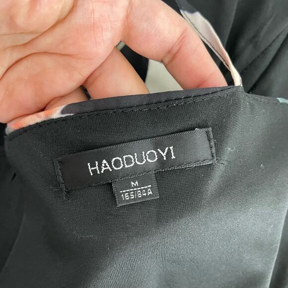 Boutique Sleeveless Floral Dress Size Medium - Picture 11 of 11